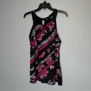 White House Black Market Halter Ruffled Top Size XL